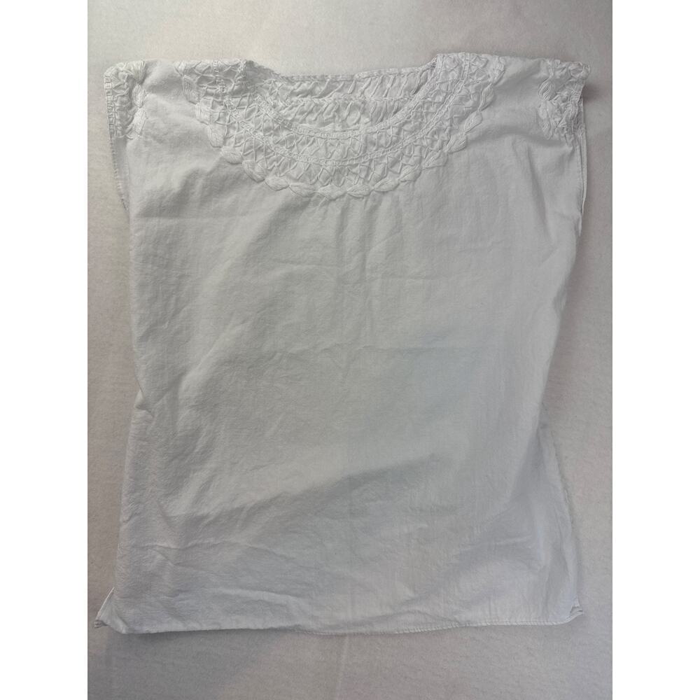 Women’s White Sleeveless Embroidered Tunic Sz L